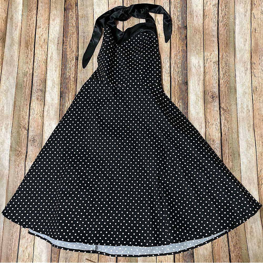 Oten Retro style halter dress sz S black polka dot 50’s Rockabilly Fit and flare
